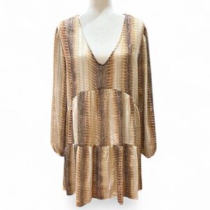 PEACH LOVE CALIFORNIA Tiered Snake Print Mini Shift Dress Size Small